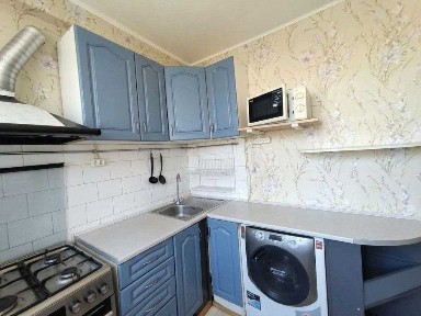 Дніпровська набережна, 7А, роздільна 2к, є ГАЗ, низький поверх, Березняки