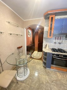 Гарна 1 кімн квартира, 5 хв до центру