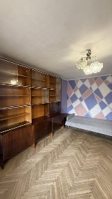 Київ, Шевченківський, вулиця Кирилівська 118