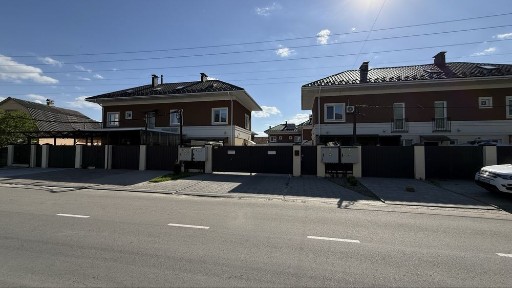 Нові Петрівці продаж Таун Хауса