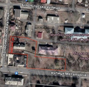 Нежитлове приміщення з земельною ділянкою 36 соток на червоній лінії
