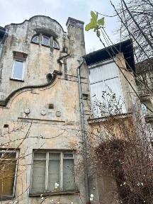 Продаж історичної вілли в ближньому центрі