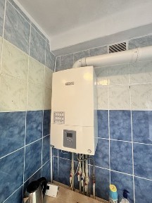 Продам 4 ком. Каменское А/О - Газ, р-н басейн Микомп