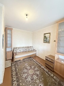 Продам 1ну кімнатну квартиру на Витрука.