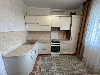 Продаж 2к квартири з ремонтом в Бучі, 71м2