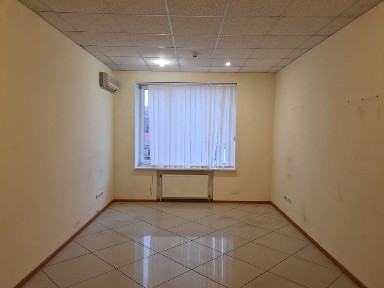 Сдам в аренду блок из 3х кабинет-офис 75 кв. м ( без комиссий)