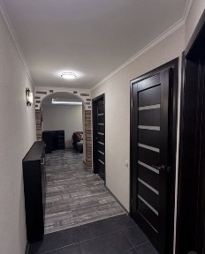 Продається стильна 3 кімнатна квартира на Пр. Миру, р. Пл. Перемоги, 3 поверх