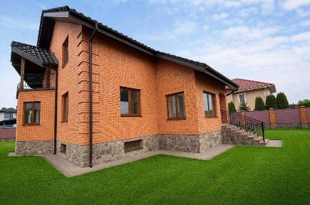 Київська область, Петропавлівська Борщагівка