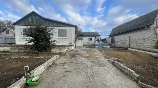 (13) Продам дом под реконструкцию в с. Прилиманское