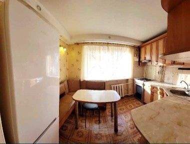 Продам 3х комн квартиру район м Дворец Спорта 2/5 в отличном жилом состоянии