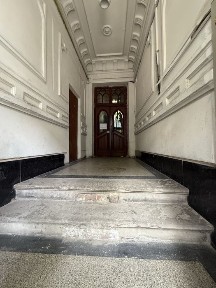 Продаж 1 кімнатна квартира, Львів, вул. Степана Бандери 27, поруч Політехнічний університет