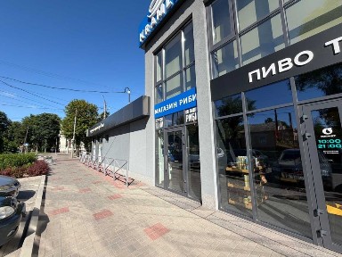 Приміщення в центральній частині, перетин Шевченка-Пастерівська