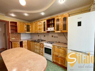 Оренда 3 кімнатна квартира вулиця <a href='/newbuilding/4837/view/zk-trakt'>Тракт</a> Глинянський