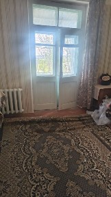 Продам Сталинку на Розе Люксимбург