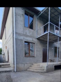 Продам будинок у Малиновському районі