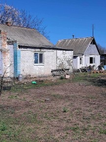 Продам 3-х км дом с удобствами. Участок 25 соток.