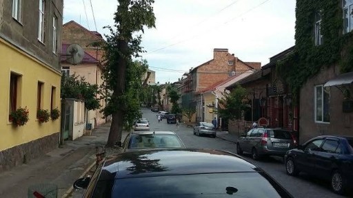 Продаж 2-ох кімнатноі квартири м. Ужгород вул. Волошина Центр!