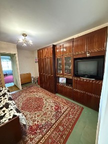 Продається 2 к квартира на Пацаєва ( Леоніда Каденюка)