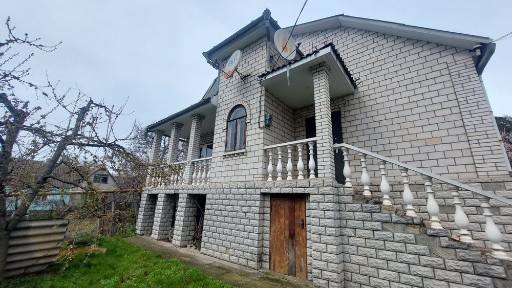 Продам будинок. Вул. Марії Руденко, 29.