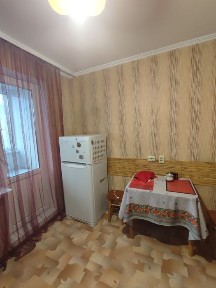 Оренда 1к на Озерній