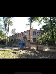 Здам від 200 до 2000 м²+ 1га землі під садок / школу / офіс