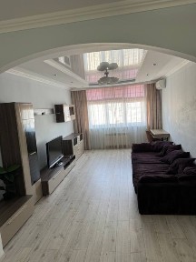 Київ, Дарницький, вулиця Єлизавети Чавдар 1