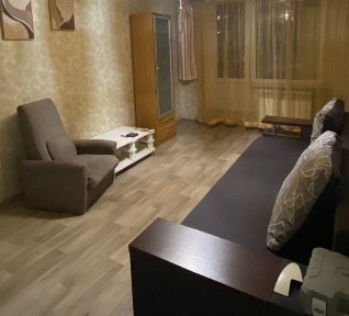 Сдам 1 ком метро Холодная гора метро 3-5 минут пешком Рост