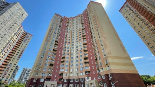 Київ, Маршала Конєва вул., 5Б