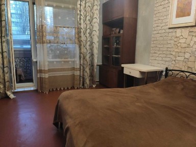 В продажу 3-х. квартира КИЇВ Голосієво вулиця Дмитра Луценко (Аврори)