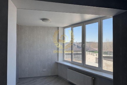 Продам 1 кімнатну квартиру в с. Тарасівка Фастівський район по вулиці Парникова