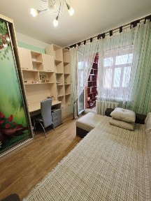 Здається 2 кімнатна квартира в гарному районі