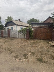 Продам будинок на великій ділянці 10 соток, район колледжу