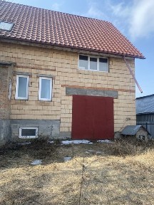 Продам 2 будинка в одному дворі