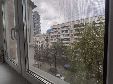 Здам свою трикімнатну квартиру