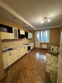 Простора 1-на квартира, ЖК “Парковий”, швидкісний трамвай!