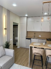 Продаж 1 к з ДУЖЕ стильним, дорогим ремонтом, газом та мінімальним оф.