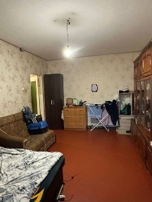 Терміново! Продам 2 кімнатну квартиру по вул Семена Петлюри 17 рн 10 школи