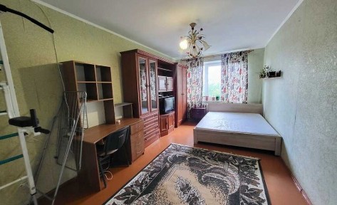 Продам 2к квартиру на А. Первозваного