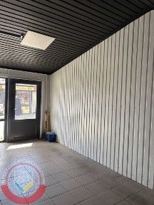RLT A01 Оренда фасадного приміщення, Ринок ВІСЛА, у центральному проході поруч із підземним переходом (район Музикалки), вул. І. Мазепи