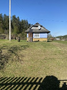 Продам житловий будинок у центрі Шешор, 10 соток