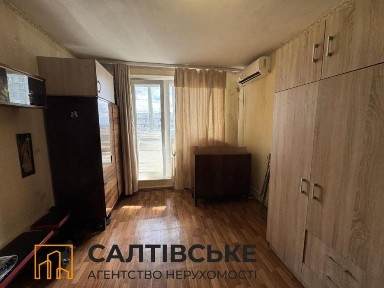 Продам 1-кімнатну квартиру Валентинівська СМ Класс Тракторобудівників