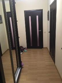 Своя квартира; без опікунського