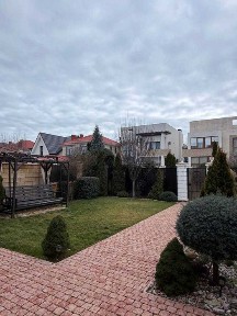 5-ти комнатный дом на 5-ти сотках, Совиньон. генератор.