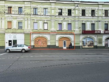Сдам помещение в центре города, красная линия, отдельный вход.