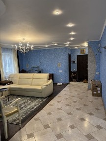 Продам 3-кімнатну квартиру