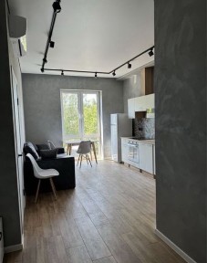 Продам 1 кімн просп Центральний, новобуд, 2 поверх, меблі, техніка