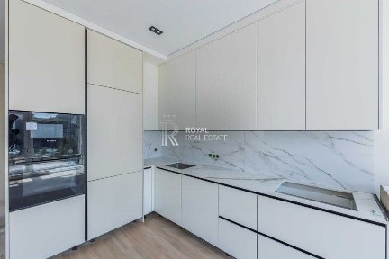 Продаж Таунхаус 120 м² 4 Кімнати 1,3 Сотки Осокорки Метро 600 м Ремонт Під Ключ Мансарда 35 м Дворик 2 Паркомісця Свердловина Автономність