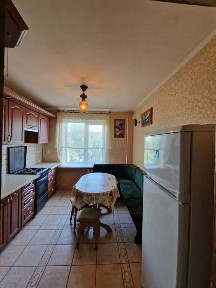 Продам 3к Клочко Янтарная Холодильная Карван Березинка Индустриальный