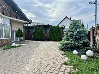 Сучасний будинок 240 м² на ділянці 12 соток Біла Церква