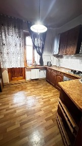 Оренда двохкімнатної квартири на ДНС по вулиці Зелена